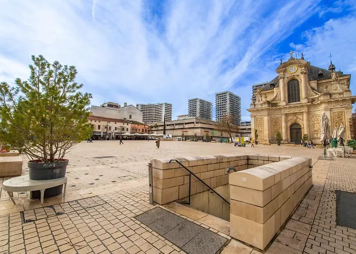 Marche Pop Stan Нанси